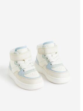 Kids High-Top Sneakers in White and Light Blue